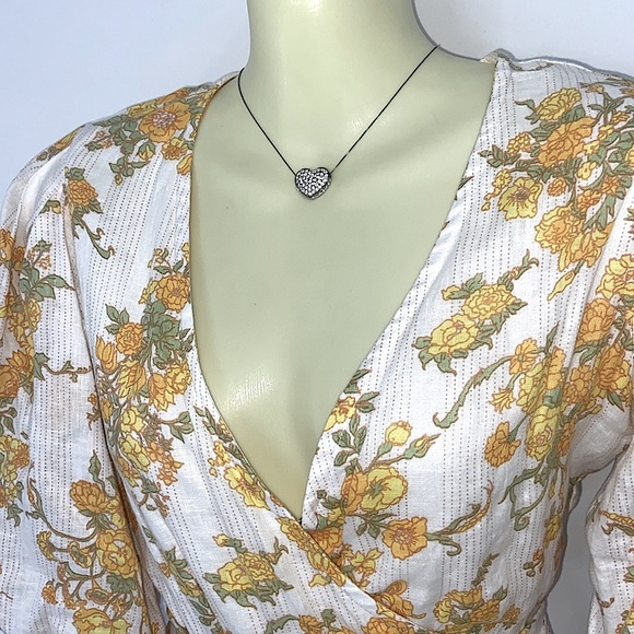 Faithfull the Brand Dress “Rooney “ Floral Wrap Mini Excellent NWOT Sz 4 - Picture 3 of 8